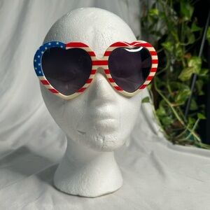 American Flag Sunglasses w Heart Shape Frames